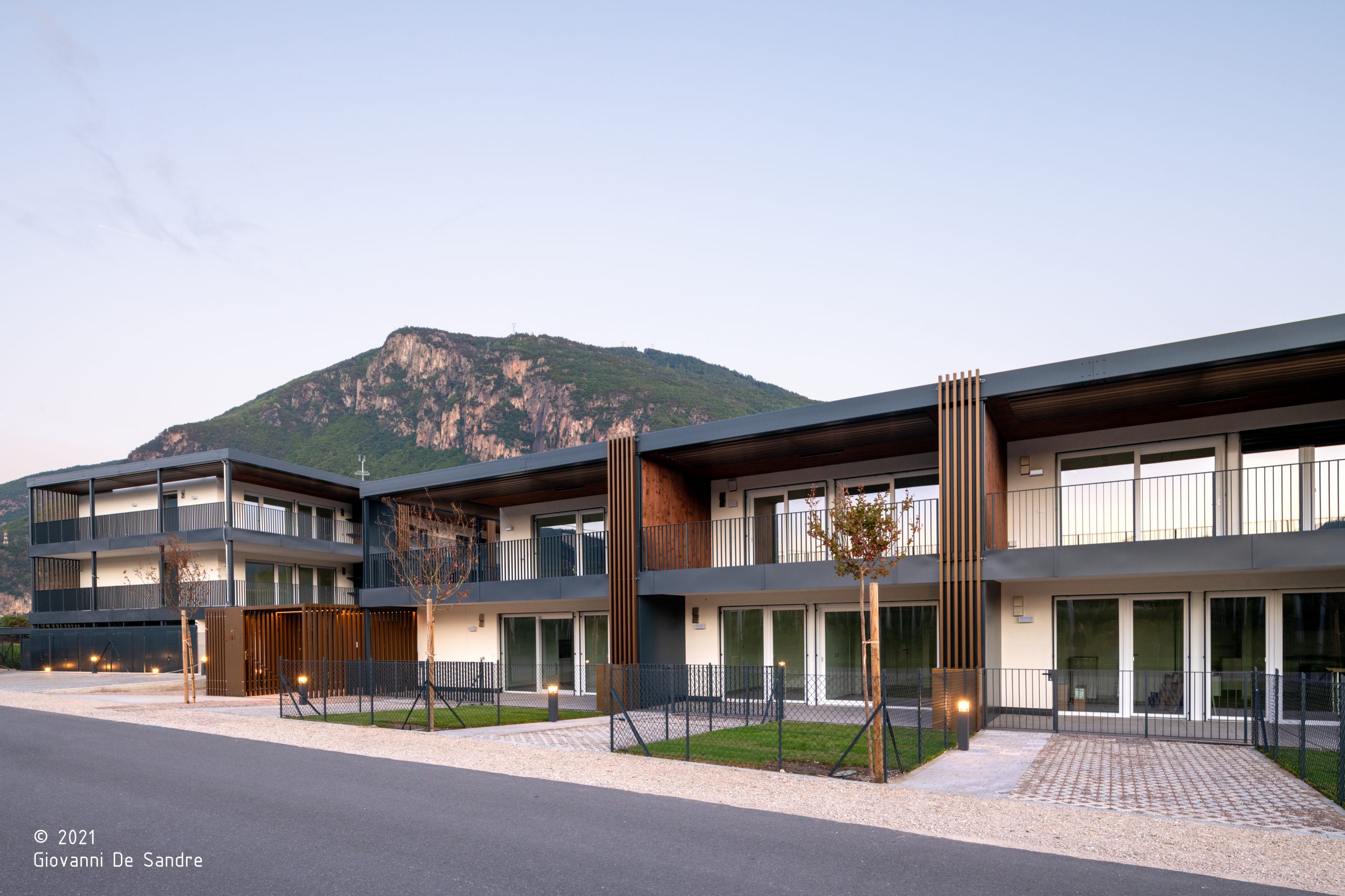 Riel-Il-Fienile; Bolzano; South Tyrol; residential project; Pohl Immobilien; Barn; New Construction; Architecture & Landscape; Campus; Smart-Home; Park; Nature; contemporary architecture; monovolume architecture + design; architecture South Tyrol; monovolume architects